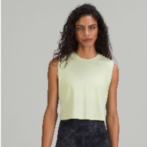 Lululemon cropped tank